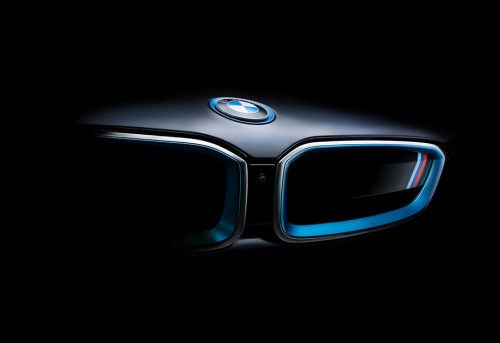 Servis BMW ne Kosove: mirembajtja profesionale per motor, ndrrues dhe elektronike